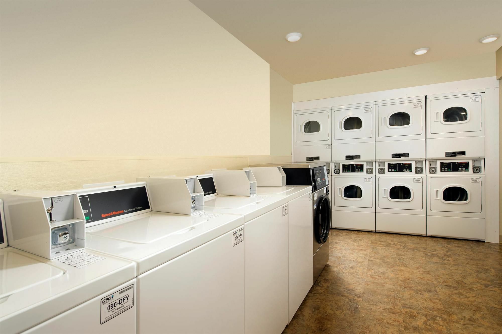 Extended Stay America Select Suites Atlanta 챔블리 외부 사진